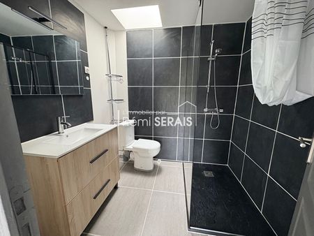 Location Maison 3 pièces 61m² - Photo 4