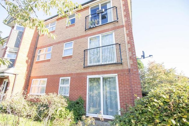 2 bedroom apartment to rent - Photo 1