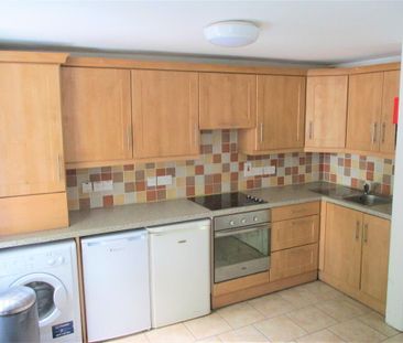 Great Location, 16b Rugby Avenue, Queens Quarter, Belfast, BT7 1RG - Photo 6