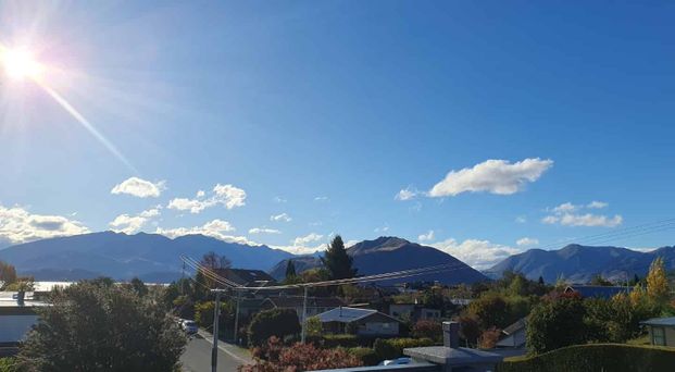 14C Matai Road, Wanaka, 3 Bedroom Townhouse, Stunning views + sunshine! - Photo 1