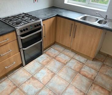 2 bedroom house to rent - Photo 2