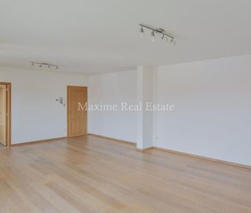 Appartement te huur in Kraainem - Photo 1