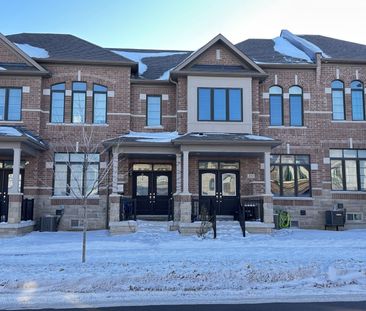 For Lease - 220 Coronation Road, Whitby, Ontario - Photo 6