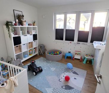 Neuwertige 4 -Zi.-Wohnung - in TOP Lage, direkt am Rande der Innens... - Photo 3