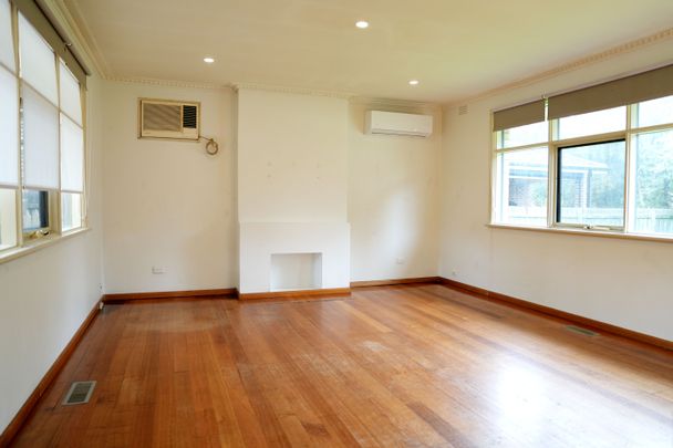 Convenient Location, Easy-Care Living - Photo 1