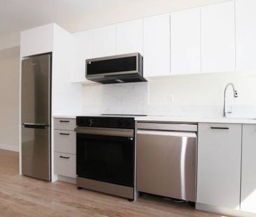 1 MONTH FREE! PET-FRIENDLY STUDIO APARTMENTS W/ AC @ RENFREW VILLAGE! - Photo 3