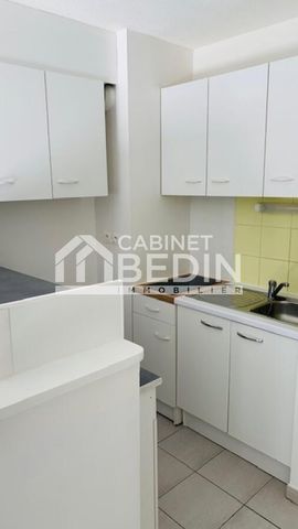 Location Appartement 2 pièces 35m² LIBOURNE 33500 - Photo 3
