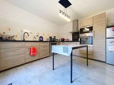 Maison à louer - EPERNAY La Villa - Maison 5 pièces - Photo 5