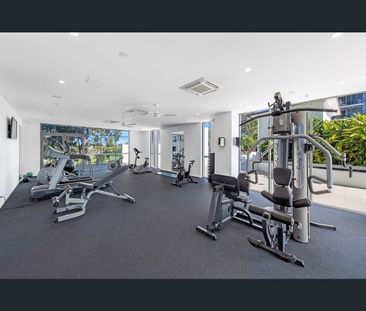 804/388 Marine Parade, Labrador, Qld 4215 - Photo 6