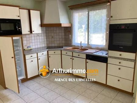 Location Maison 5 pièces 125 m2 à Martigné-Ferchaud - Photo 2