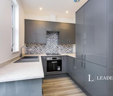 2 bedroom terraced house to rent - Photo 4