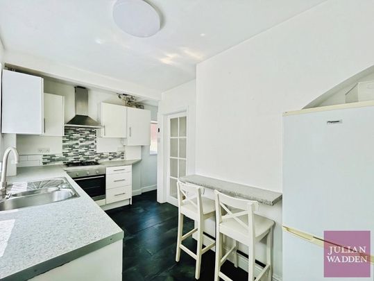 2 bedroom semi-detached house to rent - Photo 1