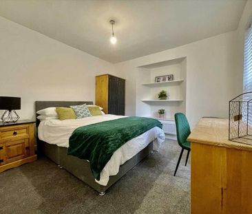 Studio to rent - Photo 5