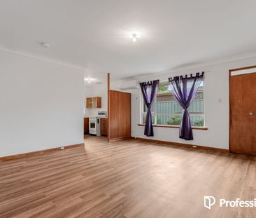 Charming 2 Bedroom, 1 Bathroom Home in Dianella - Photo 3