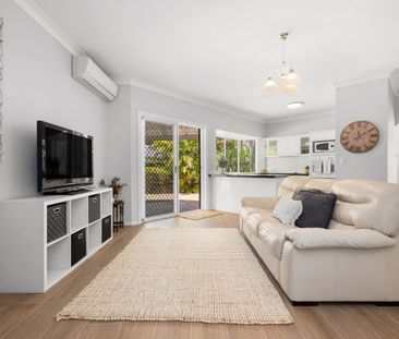 Large block, great location. - Photo 5