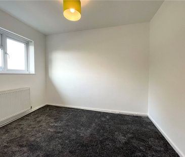 The Parade, Trumpsgreen Road, Virginia Water, Surrey, GU25 4EH - Photo 2