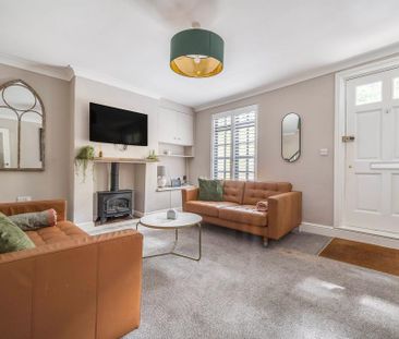 3 bedroom terraced house to rent - Photo 2