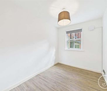 Chippendale House, Navigation Walk, Leeds, LS10 - Photo 6