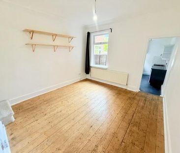 2 bedroom house to rent - Photo 2