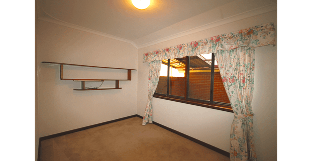 FRESHLY PAINTED WITH POWERED WORKSHOP & OUTDOOR GAMES - Photo 1