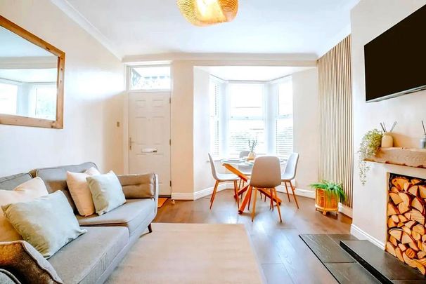 3 bedroom terraced house to rent - Photo 1