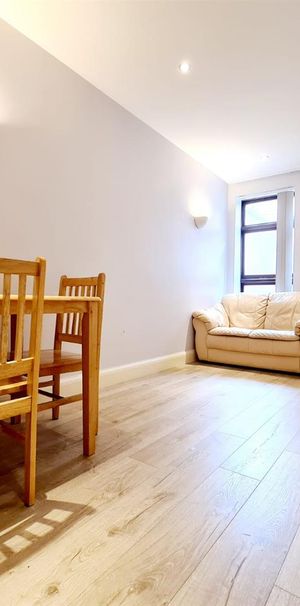 Station Lane, Hornchurch RM12, London - Photo 1