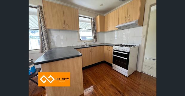 For Lease – Family Home in Sadleir 📍 23 Insignia Street, Sadleir NSW - Photo 1