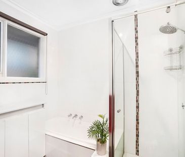 Charming Family Home in Prime Location - 56 Wilga Street, Mount Wav... - Photo 4