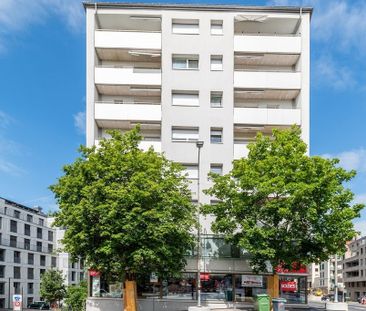 A louer sans caution - Lumineux studio près du Flon - Photo 2