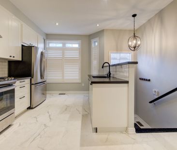 For Lease - 2351 Lakeshore Road Unit# 6, Oakville, Ontario - Photo 6