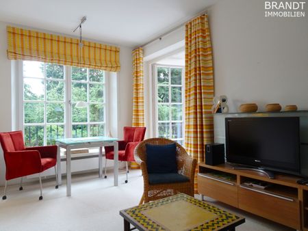 Klein-Flottbek! Modern möblierte Wohnung im 1. OG in einem modernen Zweifamilienhaus (Baujahr 2012) - Photo 3