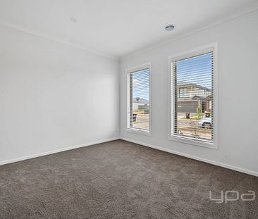 65 Pintail Drive, Melton South - Photo 3