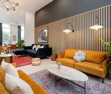 Bedroom Silver (Shared Bathroom) - Photo 6