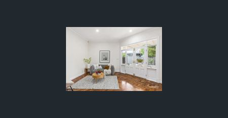 Beautiful home available for 5 - 6 Months - Photo 4