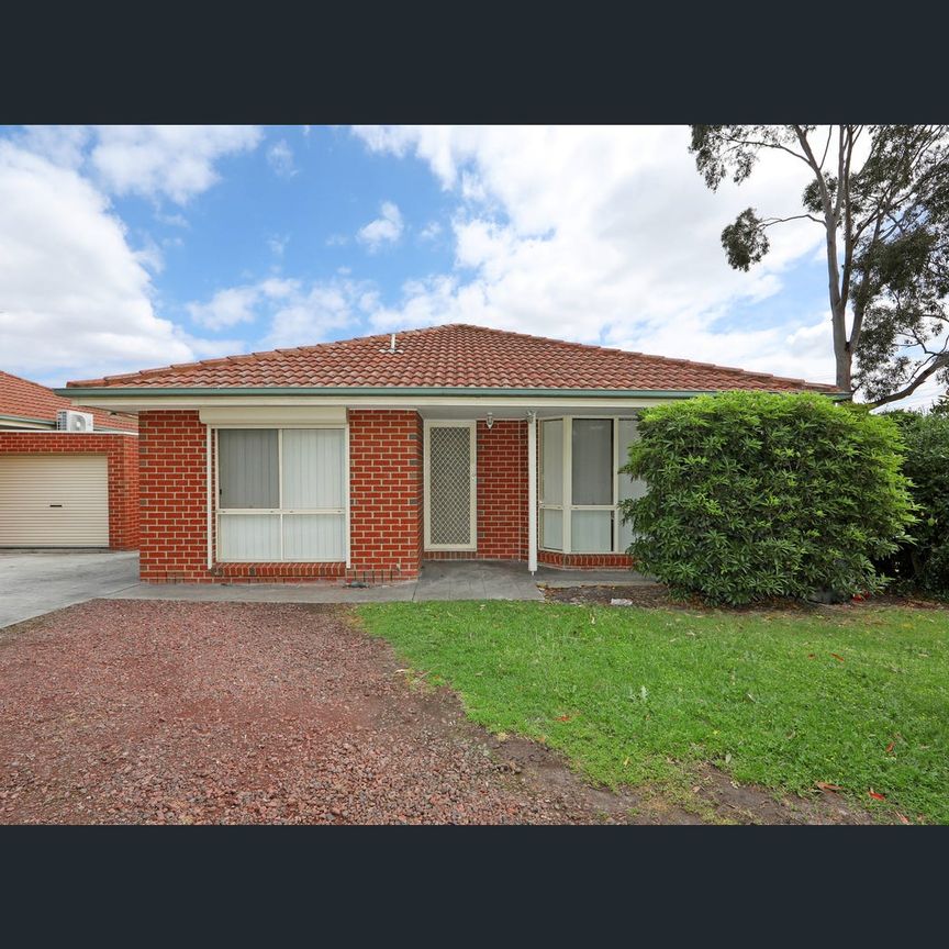 1/17 Lakeview Avenue, Rowville, Vic 3178 - Photo 1