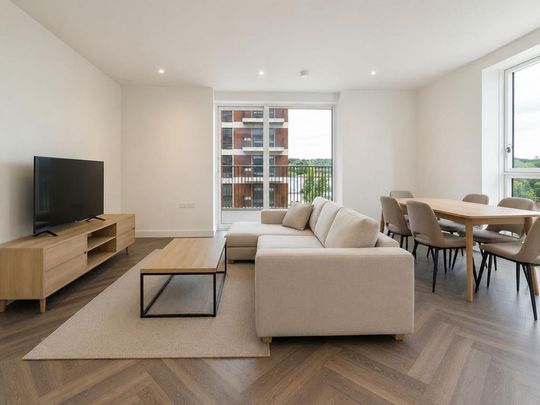 3 bedroom flat to rent - Photo 1