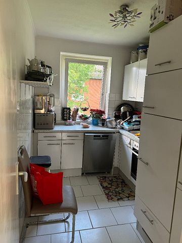 Gepflegte 2,5-Zimmer Wohnung mit großem Balkon - Photo 3