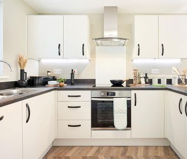 3 bedroom semi-detached house to rent - Photo 5