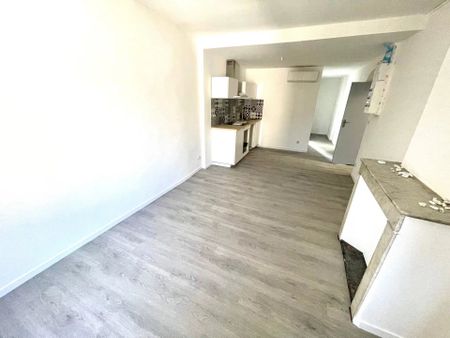 Location Appartement 3 pièces 55 m2 à Lodève - Photo 2