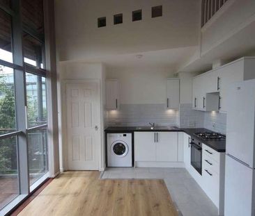 Windmill Road, Slough, SL1 - Photo 1