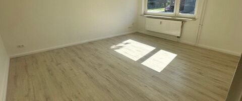 Singlewohnung ab sofort: Einziehen, Auspacken, Wohlfühlen - Foto 1