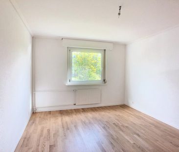Appartement de 3.5 pièces au rez-de-chaussée - Foto 4