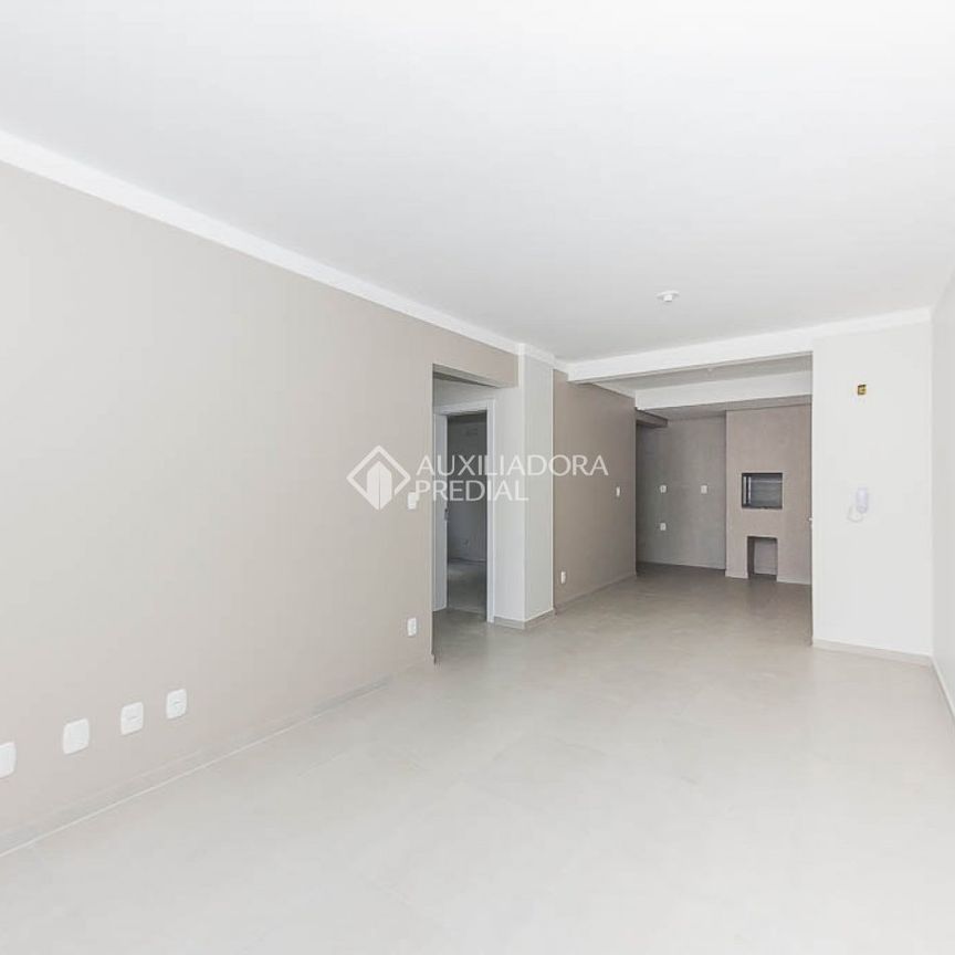 Apartamento com 2 quartos e 72m² para alugar em Jardim do Salso, Porto Alegre. - Photo 1