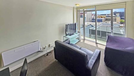 Central Wellington Living - Photo 5