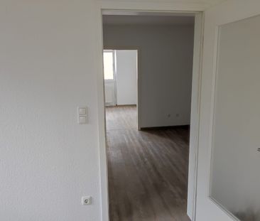 - 2 - Raumwohnung mit Balkon in Radebeul - Photo 3