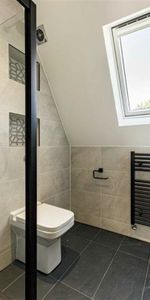 Sandycombe Road, TW9, London - Photo 4