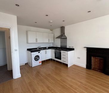 2 Bed Flat, Sylvan Road, SE19 - Photo 4