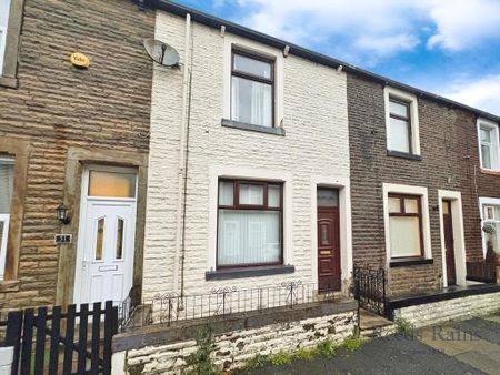 2 bedroom terraced house to rent - Photo 2