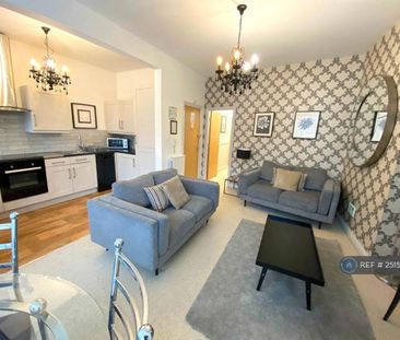 2 bedroom flat to rent - Photo 2