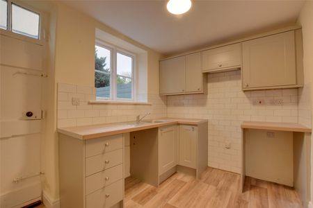 47, North Green, Staindrop, Darlington, County Durham, DL2 3JP - Photo 3